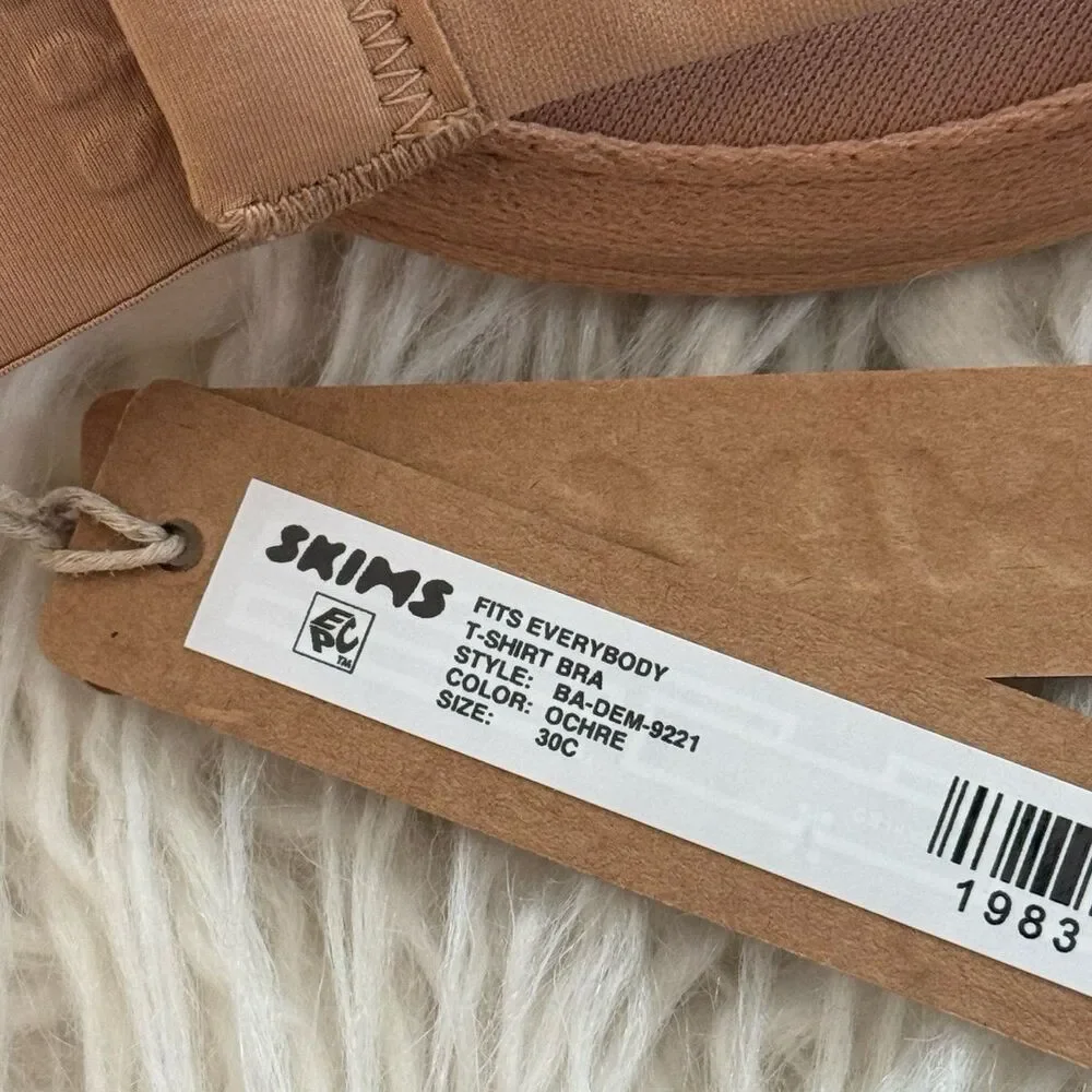 Skims Fits Everybody T-shirt Bra Ochre Size 30C - Picture 7 of 7